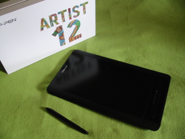 My XP-Pen tablet with pen and box